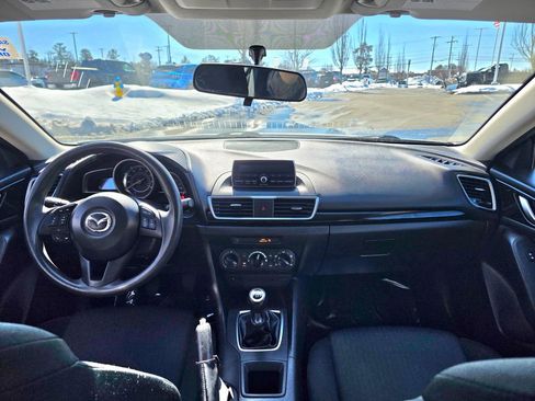 Used 2014 MAZDA MAZDA3 i Sport image 14