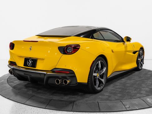 Used 2023 Ferrari Portofino M RWD image 18