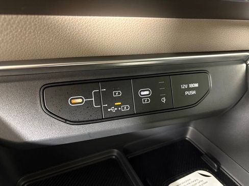 New 2026 Kia Carnival EX image 29