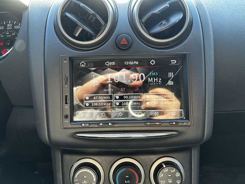 Used 2013 Nissan Rogue S image 30