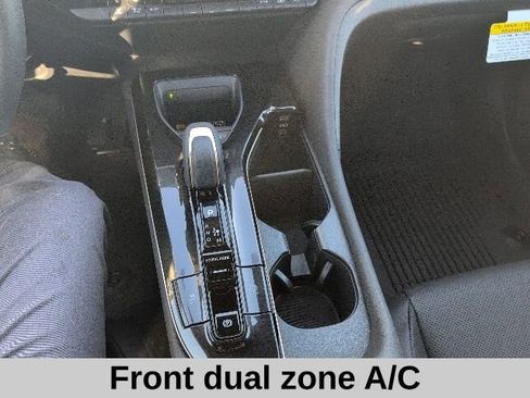 New 2026 Toyota Crown Platinum image 6