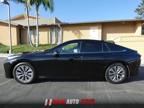Used 2023 Toyota Mirai w/ Advanced Technology Package RWD image 14