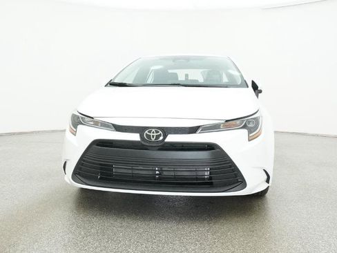 New 2026 Toyota Corolla LE image 3