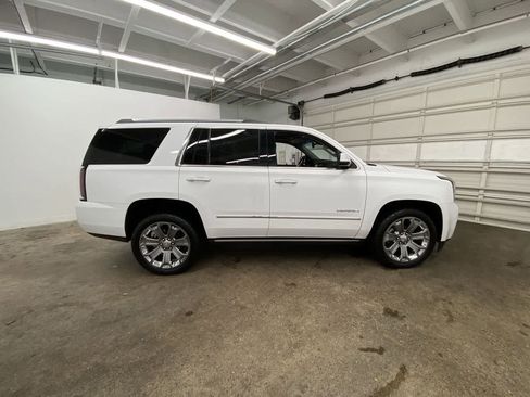 Used 2016 GMC Yukon Denali w/ Open Road Package AWD/4WD image 7