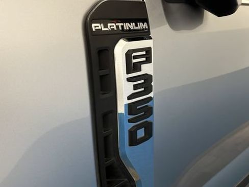 Used 2024 Ford F350 Platinum w/ FX4 Off-Road Package AWD/4WD image 42
