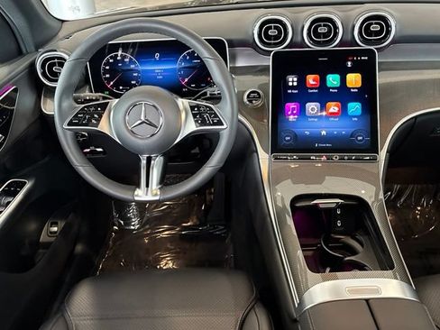 Certified 2026 Mercedes-Benz GLC 300 4MATIC image 31