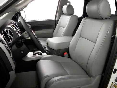 Used 2013 Toyota Tundra 4x4 Double Cab w/ Tow Pkg image 6