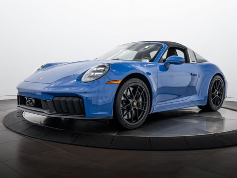 Certified 2025 Porsche 911 Targa 4S AWD/4WD image 23
