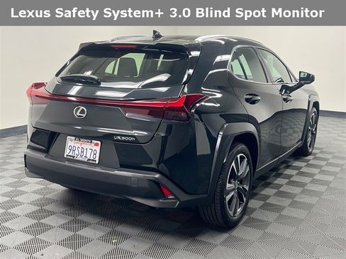 Certified 2025 Lexus UX 300h FWD image 5