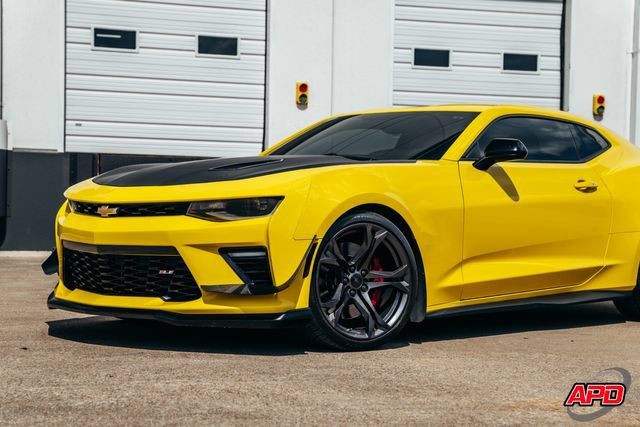 Used 2017 Chevrolet Camaro SS RWD image 46