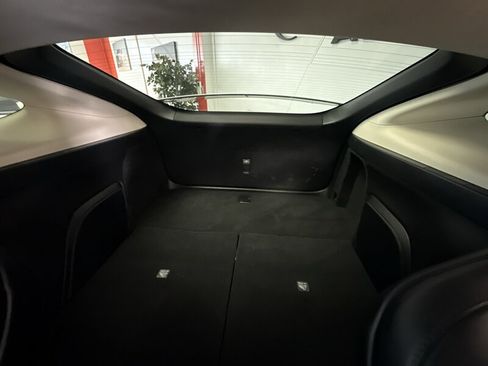 Used 2016 Tesla Model X 75D image 28