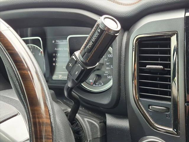 Used 2016 Nissan Titan Platinum Reserve RWD image 6