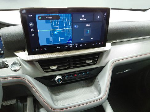 Used 2025 Ford Explorer ST-Line AWD/4WD image 29