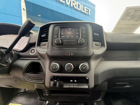 Used 2022 RAM 2500 Tradesman w/ Chrome Appearance Group image 19