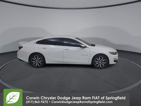 Used 2024 Chevrolet Malibu RS FWD image 17