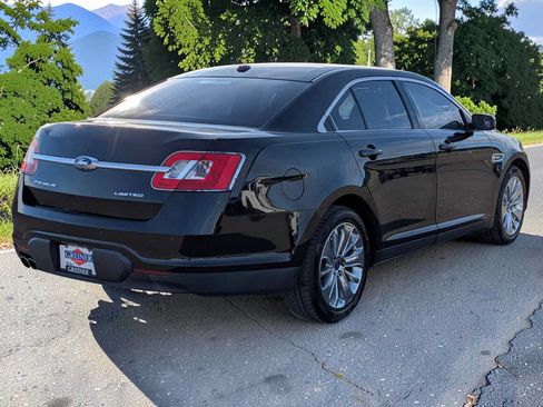 Used 2012 Ford Taurus Limited FWD image 6