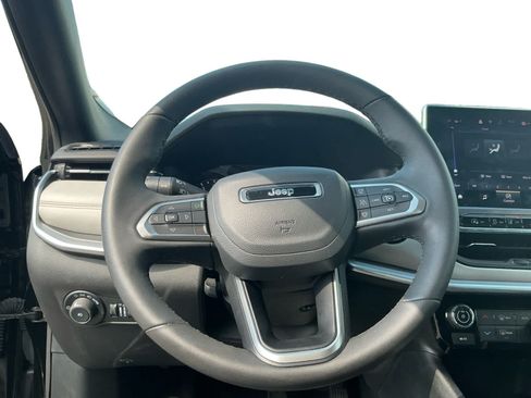 Used 2024 Jeep Compass Limited AWD/4WD image 12