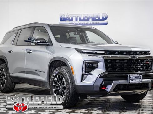 Used 2024 Chevrolet Traverse Z71 w/ Enhanced Driving Package image 1