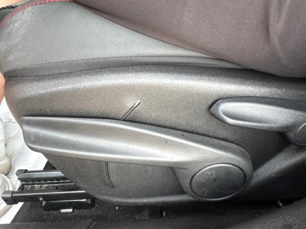 Used 2024 Dodge Hornet GT AWD/4WD image 30