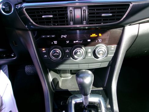 Used 2014 MAZDA MAZDA6 Touring w/ Touring Technology Package image 23