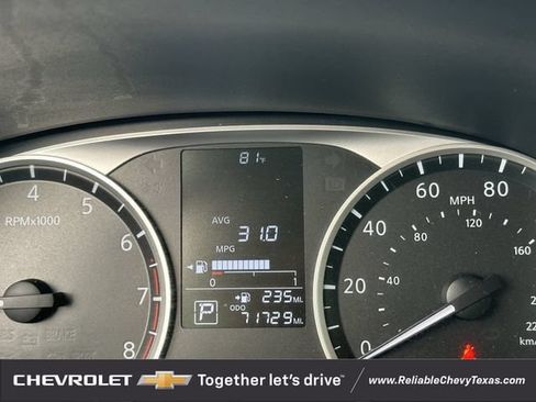 Used 2018 Nissan Kicks S w/ Interior Electronics Package FWD image 15