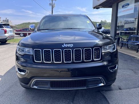 Used 2022 Jeep Grand Cherokee Limited image 3