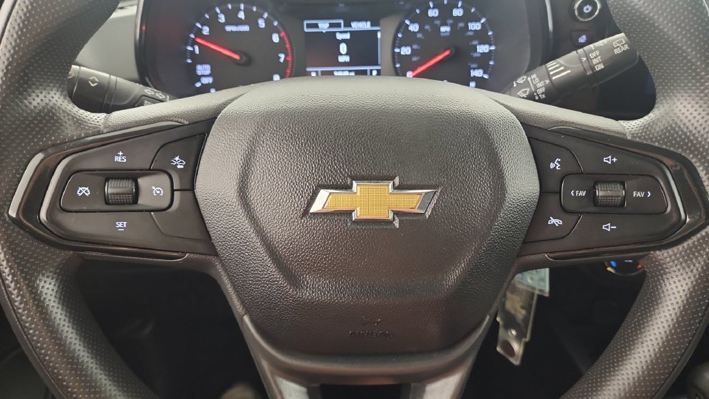 Used 2024 Chevrolet Trax LS w/ Driver Confidence Package FWD image 12