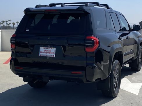 Certified 2025 Toyota 4Runner SR5 image 4