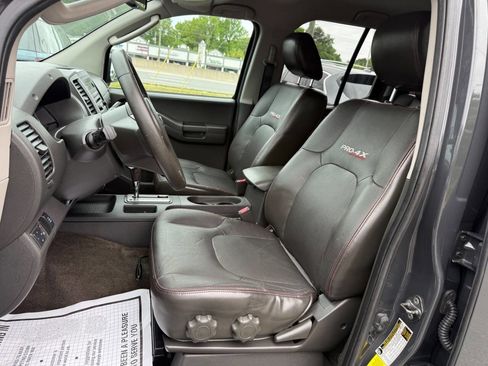 Used 2011 Nissan Xterra PRO-4X w/ Pro-4x Leather Pkg AWD/4WD image 8