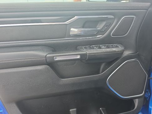 Used 2021 RAM 1500 Laramie w/ Sport Appearance Package AWD/4WD image 17