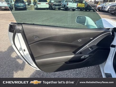 Used 2019 Chevrolet Corvette Stingray Coupe w/ 1LT image 10
