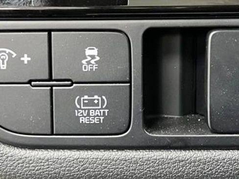 Used 2026 Kia Sportage S AWD/4WD image 32