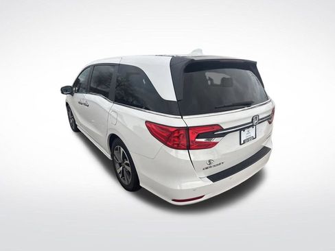 Used 2022 Honda Odyssey Touring image 3