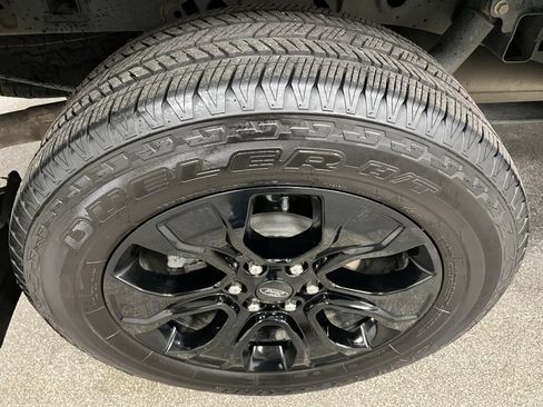 Used 2023 Ford F150 Lariat w/ Equipment Group 502A High image 21