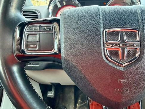 Used 2017 Dodge Grand Caravan SXT image 29