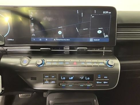 Certified 2025 Hyundai Kona SEL AWD/4WD image 24