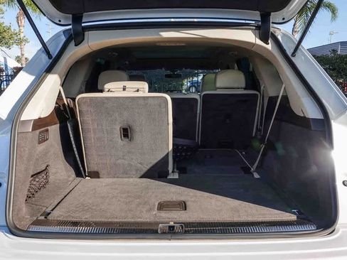 Used 2017 Audi Q7 3.0T Premium Plus image 25