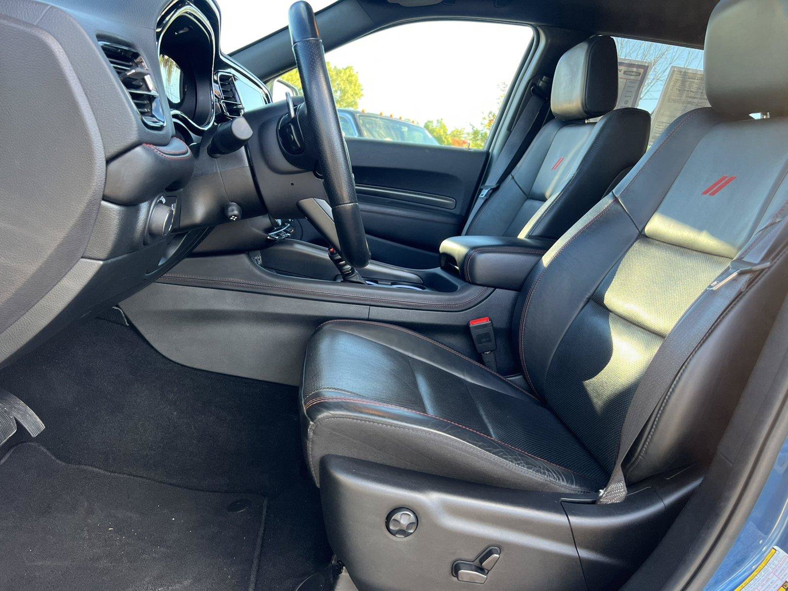 Used 2025 Dodge Durango R/T AWD/4WD image 3