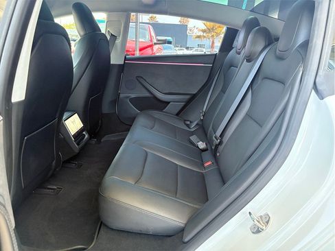 Used 2024 Tesla Model 3 Long Range AWD/4WD image 19
