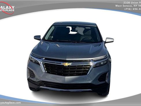 Used 2024 Chevrolet Equinox LT AWD/4WD image 2