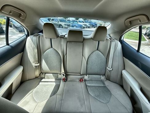 Used 2024 Toyota Camry LE FWD image 21