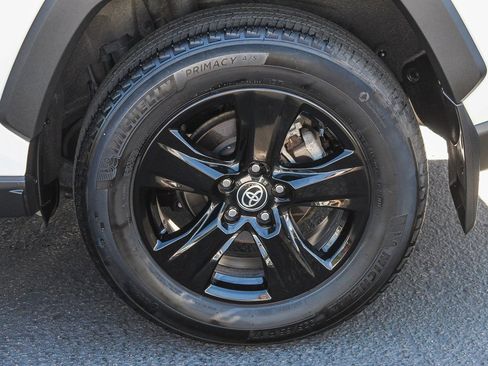 Used 2023 Toyota RAV4 XLE image 8