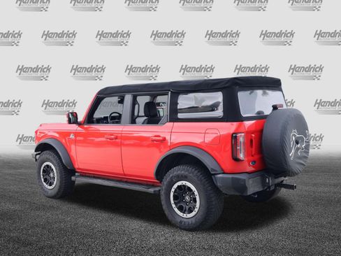 Used 2022 Ford Bronco Outer Banks w/ Sasquatch Package AWD/4WD image 7
