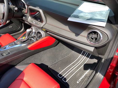 Used 2022 Chevrolet Camaro SS RWD image 26