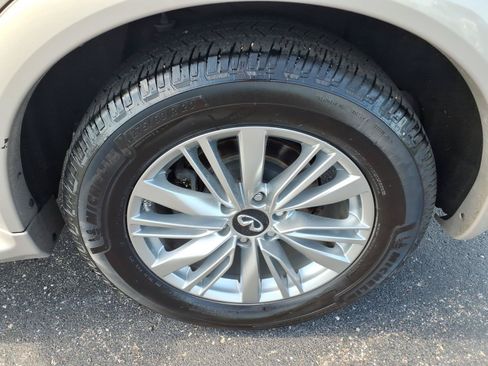 Used 2019 INFINITI QX80 Luxe RWD image 10