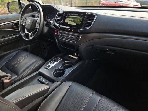 Used 2022 Honda Pilot TrailSport image 14
