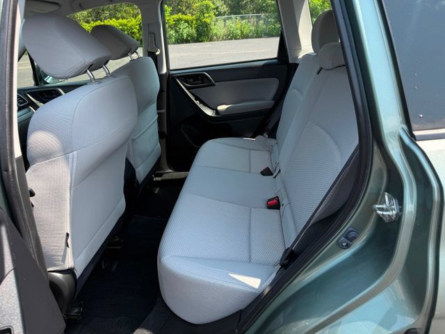 Used 2018 Subaru Forester 2.5i w/ Alloy Wheel Package AWD/4WD image 7