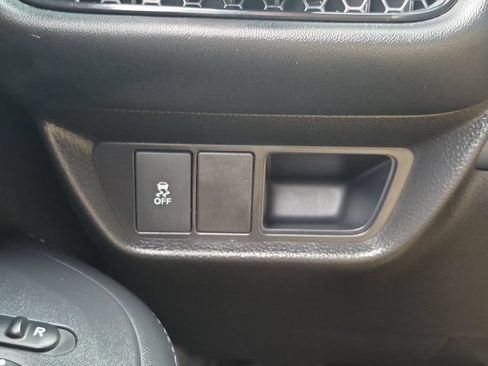 Used 2026 Honda HR-V LX image 16