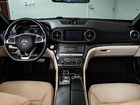 Used 2017 Mercedes-Benz SL 450 image 40