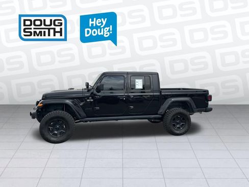 Certified 2022 Jeep Gladiator Willys image 2